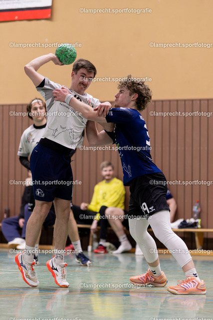 Handball I Herren I Saison 2025-2026 I SHSE Manfred-Frank-Pokal I Viertelfinale I HSG Kalkberg 06 II - HSG Kalkberg 06 154 | v.l. Tom Rathgeber (16, HSG Kalkberg 06 II), Leon Maximilian Lafrenz (39, HSG Kalkberg 06)  - Realisiert mit Pictrs.com