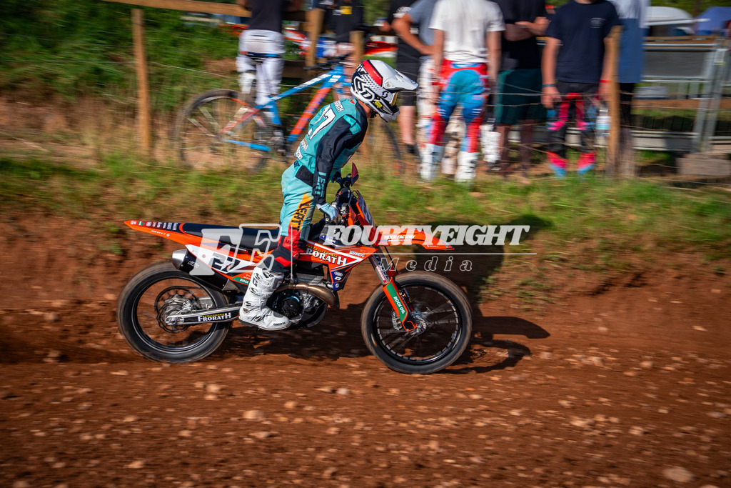 DSC01166 | fourtyeightmedia - Realisiert mit Pictrs.com