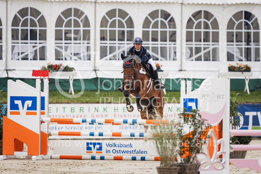 250710_BHO_Stil-A1-1-145 | Deine schönsten Turniermomente als professionelle Fotos! Entdecke hochwertige Pferdesport-Fotografie im Online-Shop. Jetzt Fotos finden & bestellen!
