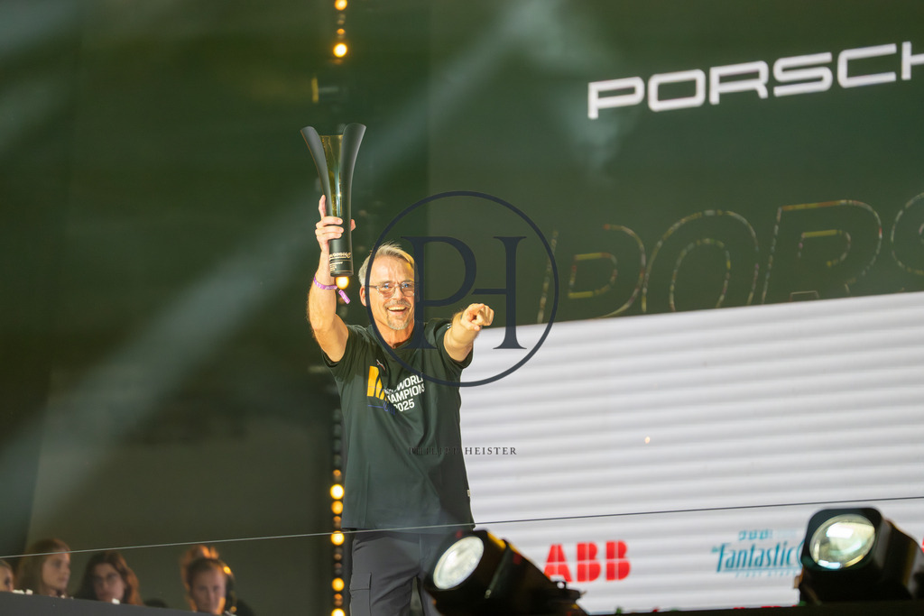 Formel E E-Prix London 2025 | ABB FIA Formula E Championship 2024/25 – Season finale in London, ExCeL London - Realisiert mit Pictrs.com