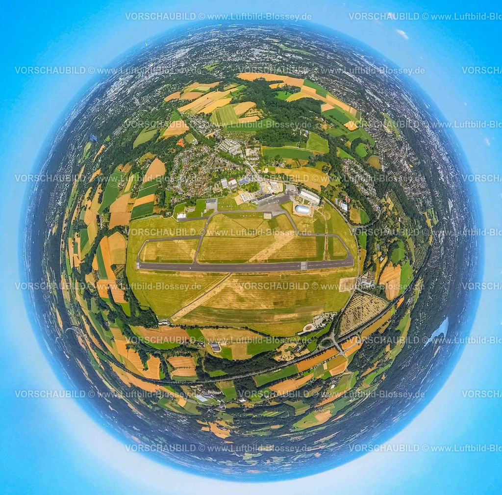 Essen230790009FlughafenEssenEssenklein-2 | Luftbild, Flughafen Essen/Mülheim, Startbahn und Landebahn, Zeppelinhalle, Erdkugel, Fisheye Aufnahme, Fischaugen Aufnahme, 360 Grad Aufnahme, tiny world, Holthausen - Südost, Mülheim an der Ruhr, Ruhrgebiet, Nordrhein-Westfalen, Deutschland