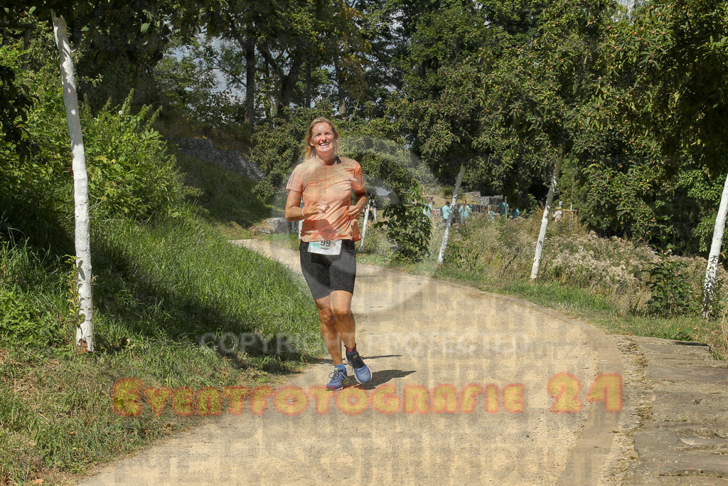 250824_1239_EX1_0085 | Sportfotografie im Rhein-Sieg Kreis, Köln, Bonn, NRW, Rheinland Pfalz, Hessen, etc. Unser Tätigkeitsfeld umfasst den Laufsport vom Volkslauf über den Marathon, Duathlon, Triathon bis zum Ultralauf wie Kölnpfad Ultra oder Schindertrail.