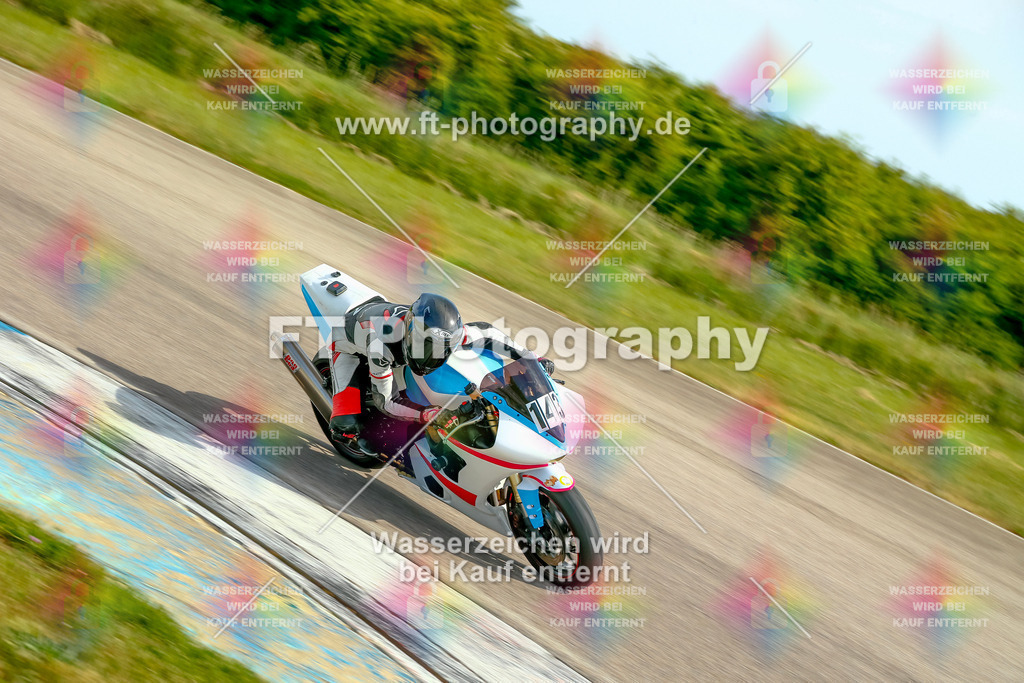 _MOT0812 | Hier findet Ihr Bilder von Touristenfahrten auf der Nürburgring Nordschleife oder von anderen Veranstaltungen die ich besucht habe. Viel Spass beim Durch Schauen 