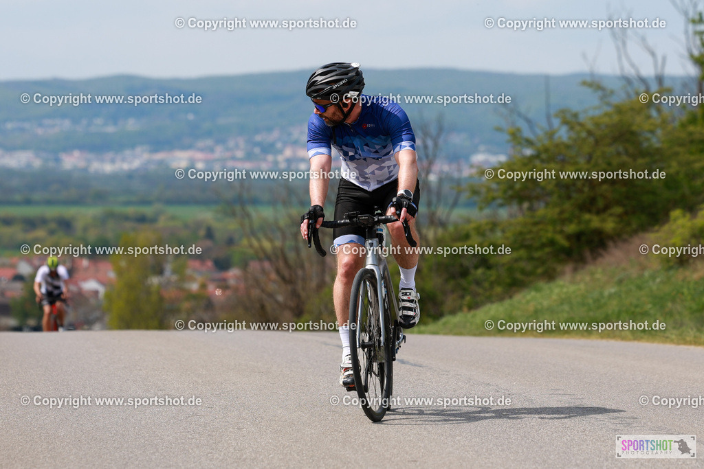 095_AR6_2033 | Neusiedlersee Radmarathon 2026@sportshot_your_pictrs #yourpictures#roadtowm2029 #nrm #neusiedlerseeradmarathon #neusiedlersee #neusiedlerseetourismus #burgenland #mörbisch #nrm26 #burgenlandtourismus #voglundco #poweredbyburgenlandtourismus #radsport #rad #marathon #ucigranfondo #visitburgenland #ucigranfondoworldseries
