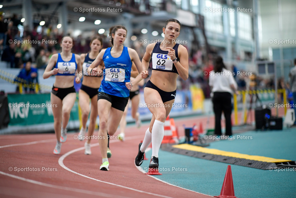 _KP12727_1 | 09.02.2025, xkaix, Leichtathletik 20. Deutsche Meisterschaften, Mehrkampf Halle v.l. Marie Ismer (SSV 1952 Torgau e.V.), Lotte Gretzler (USC Mainz) - Realisiert mit Pictrs.com