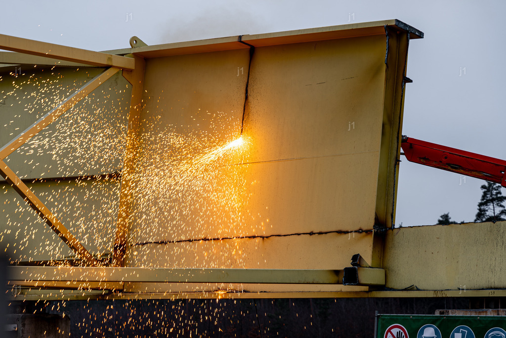 2024-12-12_J1_A6_Abbruch_053 | Luftbild, Drohne, Multicopter, Bayern, Luftbilder, Luftbildshop, Jan R. Schäfer, aerialphotography, Abzüge, Luftaufnahmen, J1-Luftbild, J1-Fotografie und Luftbildservice, Würzburg, fineart, Abzüge, Drucke, Glasdruck - Realisiert mit Pictrs.com