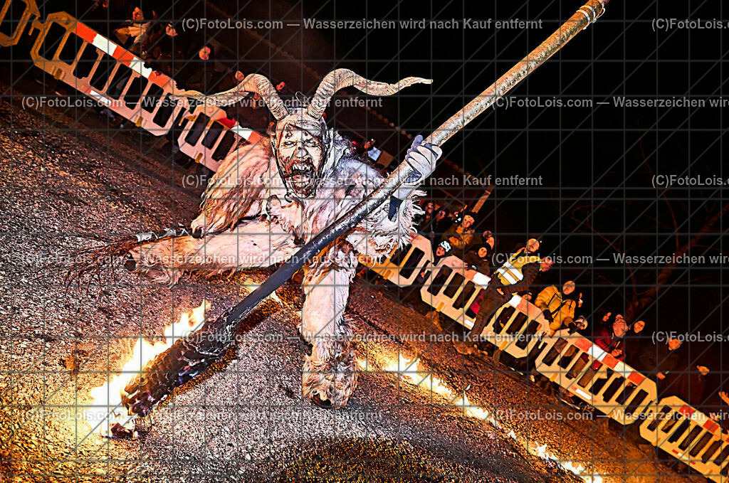 ALP8074_PerchtengruppenTreffen Gaming | (C)FotoLois.com, Alois Spandl. Perchtengruzppentreffen in Gaming am Badparkplatz, Fr 5. Januar 2024.