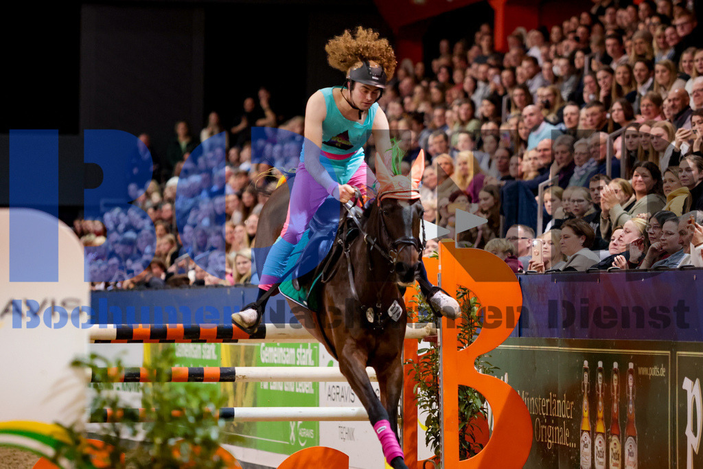 Agravis Cup 2024 - Kostuemspringen {date} -  | {headline}



(Foto: Sebastian Sendlak / BOND)

 - Realisiert mit Pictrs.com