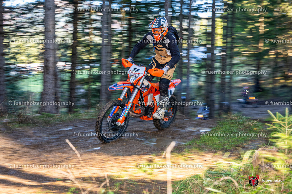 fuernholzer_251026-C1-50 | Fotografische Impressionen von der Red Stag Enduro Extreme by fuernholzer-photography.com. Endurosport in Österreich fotografisch festgehalten von fuernholzer. Auftragsfotografie für Private, Gewerbefotos und Industriefotografie. Eventfotografie, Sportfotografie und Motorsportfotografie. Anbieter von Fotoworkshops, Fototraining, fotografischen Vorträgen und Fotoseminaren.