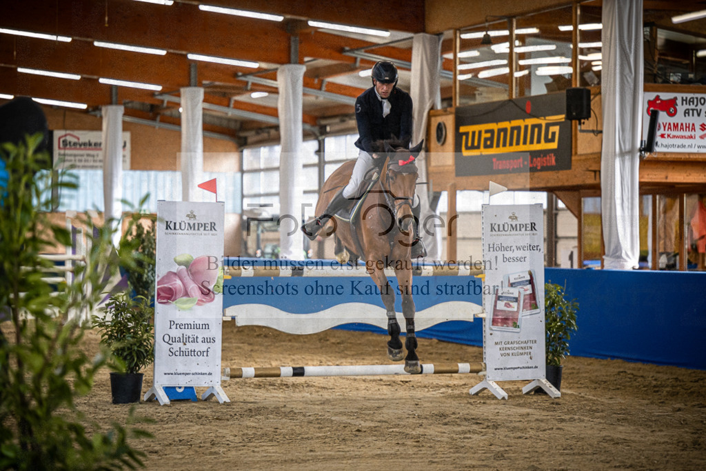 DOS_0468 | Entdecke hochwertige Reitturnierfotos von Foto Oger. Professionell, emotional und authentisch – jetzt Lieblingsmomente im Shop bestellen.Deutschlandweite Turnierfotografie. - Realisiert mit Pictrs.com