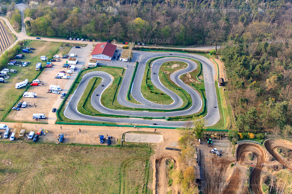 Luftbild: Kartbahn Walldorf in Walldorf im Bundesland Baden-Württemberg in Deutschland. Foto: IMG_49487.jpg vom 06.04.2012 durch Werner Riehm/FLY-FOTO.deMotocross- und Kartstrecke | MSC-Walldorf-Astoria e.V. - Motocross und Kart Verein im ADAC