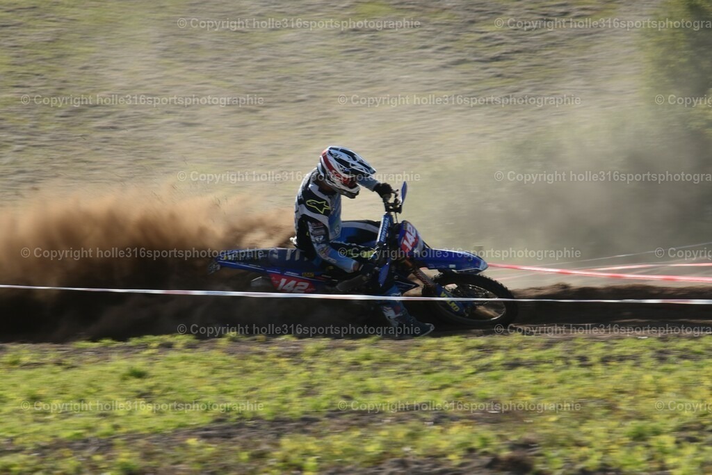 DSC_0345 | Sportfotografie , Motorsport, Motoross, Reitsport, Mointainbike, Enduro,
Landschaft , Outdoor, Eventfotografie, Landschaft, Bilder online bestellen - Realisiert mit Pictrs.com