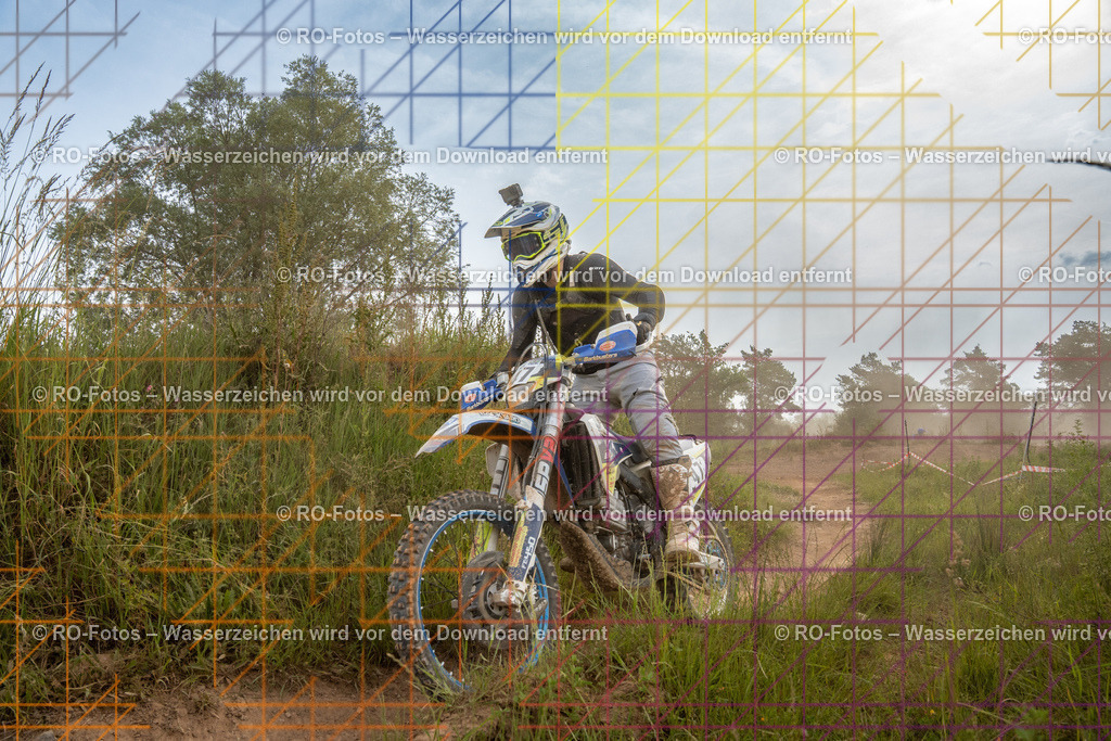 Niederwürzbach 4 Lauf-443 | Sportfotografie von RO-Fotos: Motorsport, Motocross, Enduro, Laufveranstaltungen und Triathlon. Professionelle Fotos von Sportlern und Events. - Realisiert mit Pictrs.com