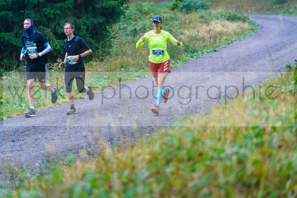 RENNSTEIG-Herbstlauf 2023 | 32. Rennsteig-Herbstlauf, Neuhaus/Rwg. nach Masserberg - 8. Oktober 2023