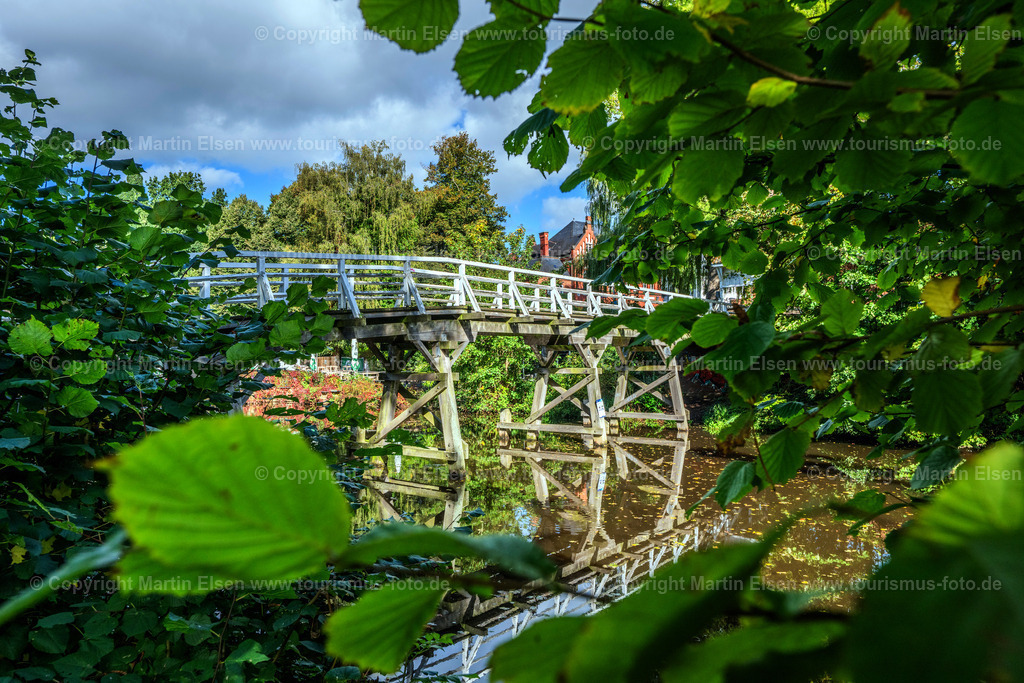 Stade Museums Inselbrücke Herbst_ELS_7739041026 | Fotos aus den Touristenorten aus Norddeutschland. - Realisiert mit Pictrs.com