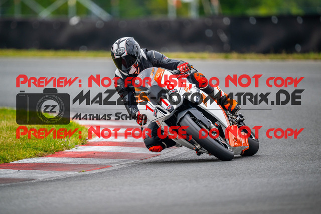 MaZZes_FotoMatrix_240724_6007705_3696 | ROT