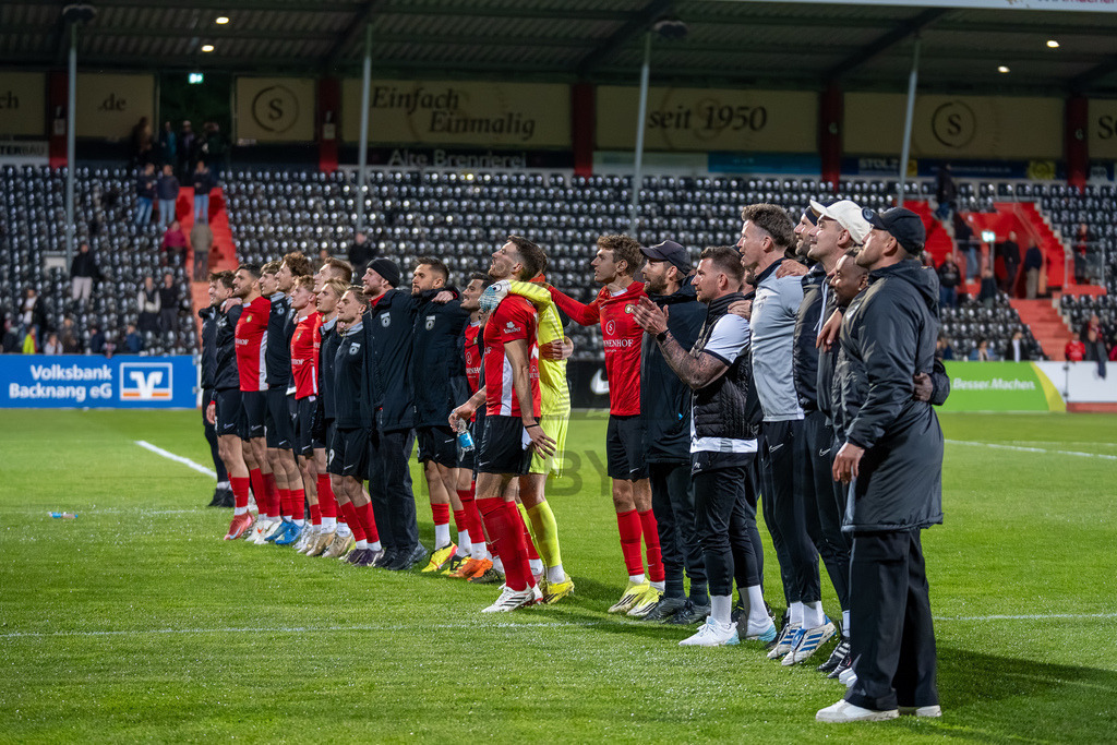 SG Sonnenhof Großaspach vs. SGV Freiberg, Fussball, Regionalliga Suedwest, 30. Spieltag, 22.04.2026 | SG Sonnenhof bedankt sich bei den Fans,SG Sonnenhof Großaspach vs. SGV Freiberg, Fussball, Regionalliga Suedwest, 30. Spieltag, 22.04.2026