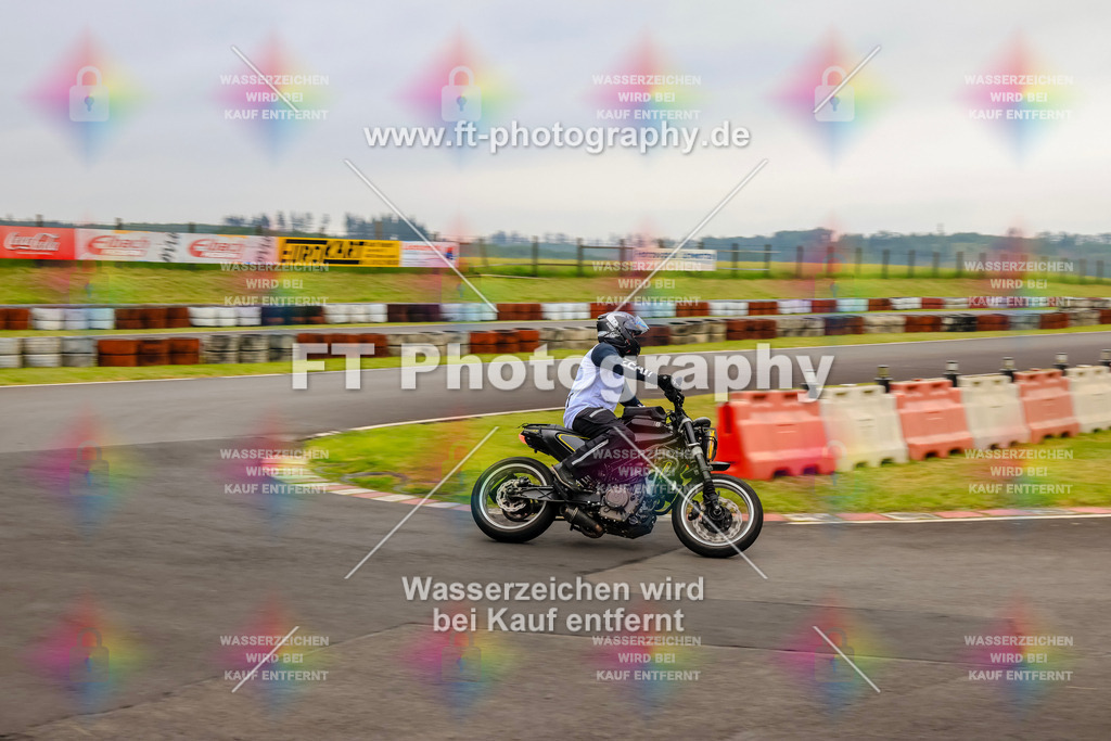 OBK-5372 | Hier findet Ihr Bilder von Touristenfahrten auf der Nürburgring Nordschleife oder von anderen Veranstaltungen die ich besucht habe. Viel Spass beim Durch Schauen 