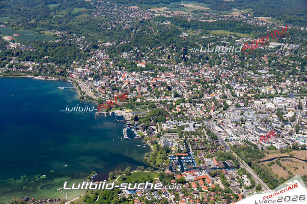 Aktuelles Luftbild von  Starnberg - Die Luftaufnahme wurde 2021 mittels UL-Flugzeug erstellt ( keine Drohne ) - hochauflösende Kamera-Systeme von  Canon -Beste Qualität - Für grossformatige Ausdrucke geeignet. Die Geschenkidee !