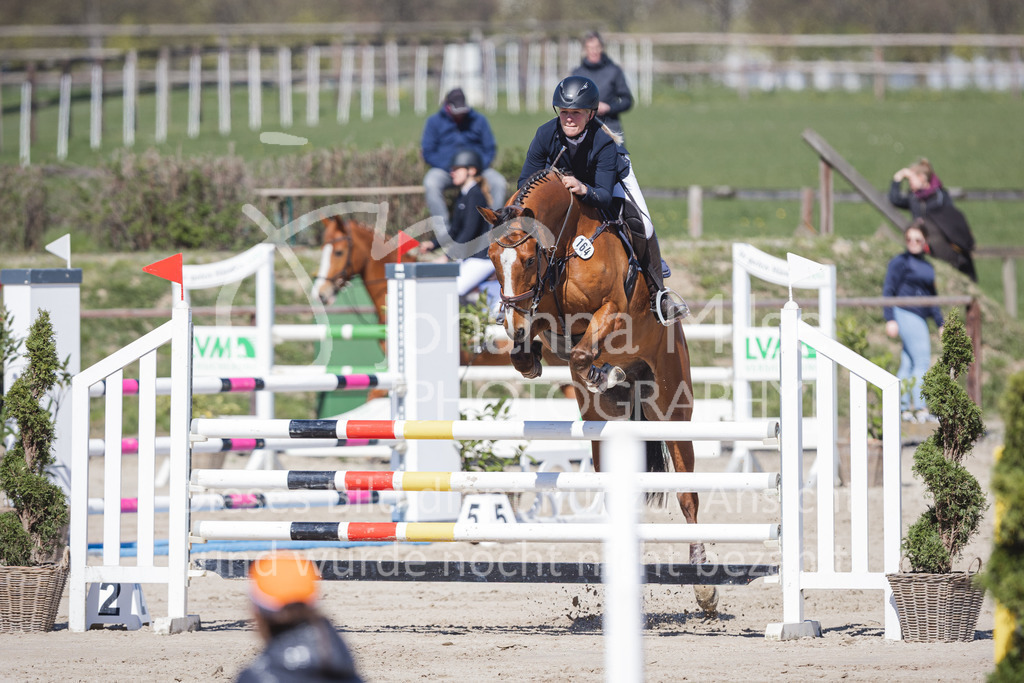 220416_4_L-Stil1-431 | Frühlingsfest der Pferde
Herford
16.April 2022
04/1 Stilspringprüfung Kl.L geschlossen 0-78 RLP