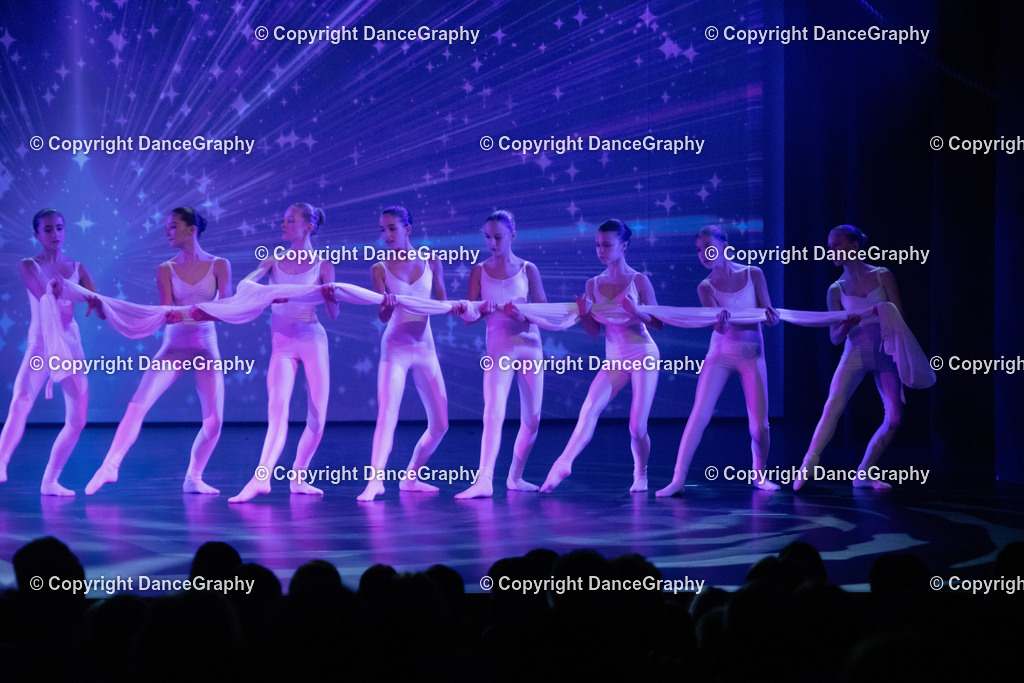 GPHY2292 | DanceGraphy - Realisiert mit Pictrs.com