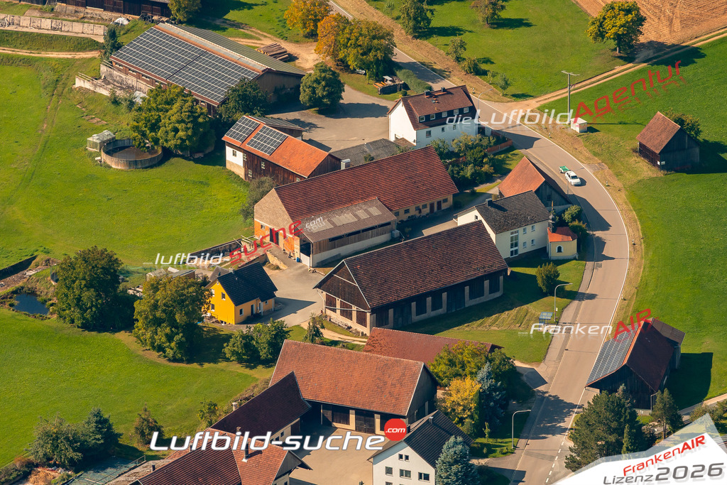 Schrägluftbild  Weiherzant  Ursensollen - Das Luftbild wurde 2025 vom UL-Flugzeug heraus erstellt ( keine Drohne ) - Hochauflösende Luftaufnahme -Nicht vergleichbar mit Google Maps oder Satelittenbilder- Die Geschenkidee !Mit Lizenz und Bildrechte bestellbar