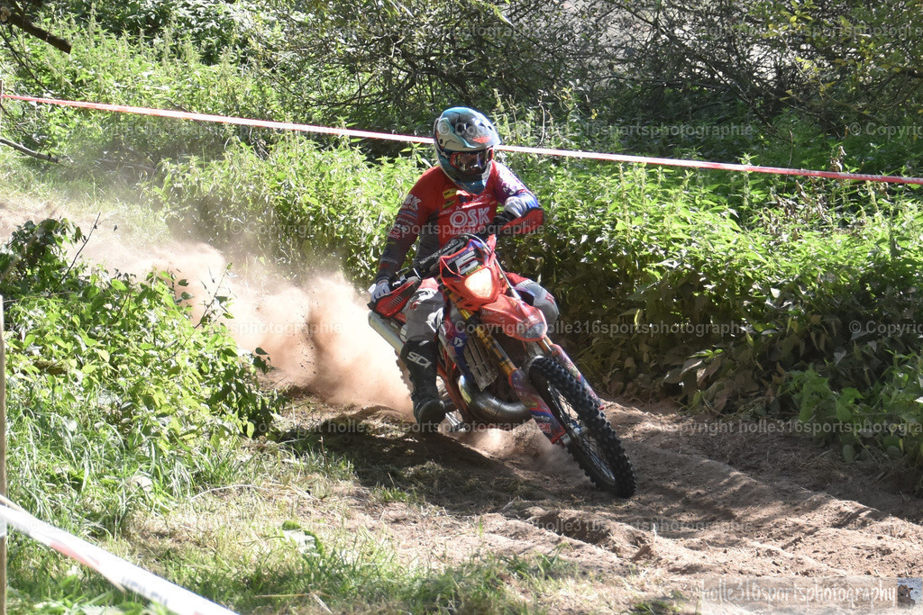 DSC_0195 | Sportfotografie , Motorsport, Motoross, Reitsport, Mointainbike, Enduro,
Landschaft , Outdoor, Eventfotografie, Landschaft, Bilder online bestellen - Realisiert mit Pictrs.com