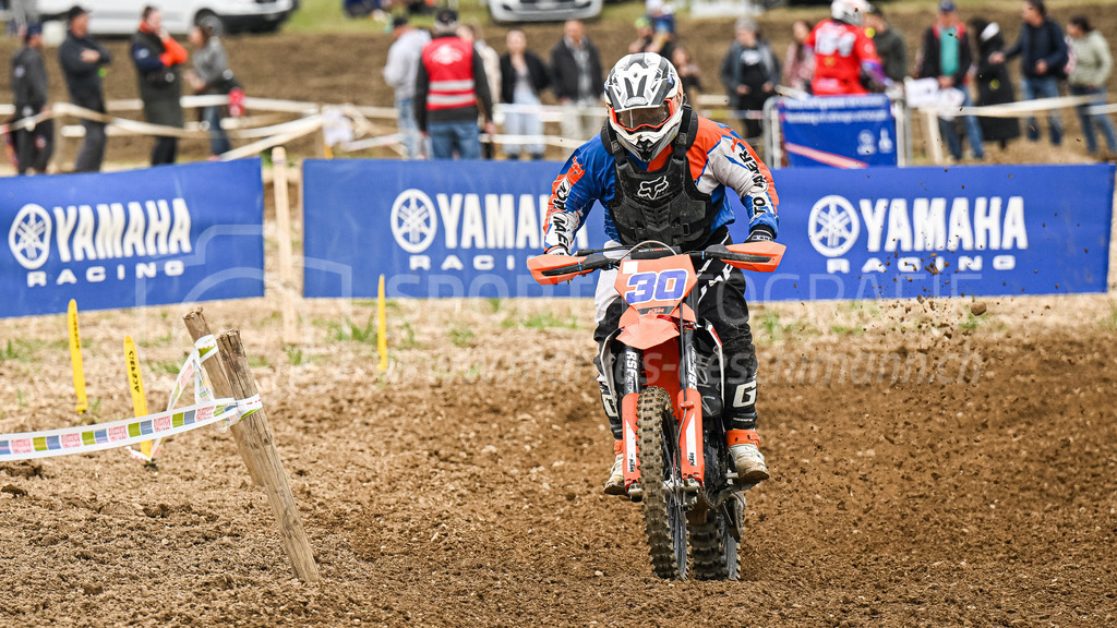 Motocross Schlatt bei Winterthur - 30. April 2023 | #30 Gysi Samuel aus Buchs (CH) auf KTM in der Kategorie Senioren am Motocross Schlatt bei Winterthur, 30. April 2023. 
Instagram: @mx_schlatt | @mc_wila | @sam_schweiz
Bild: Sportfotografie Markus Aeschimann | www.markus-aeschimann.ch - Realisiert mit Pictrs.com