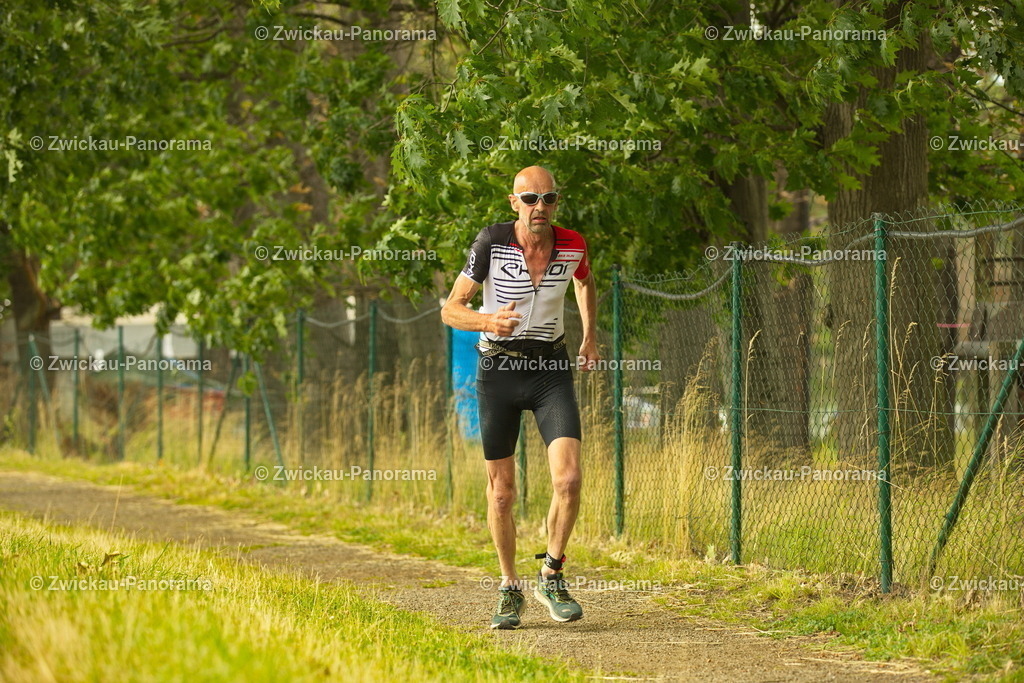 2023_0630_KoberTriathlon_Jeder0816 | Urban. Natur. Panorama. Luftbild. 
Der Bildershop für aufregende Perspektiven!
Für Deko, Wandbild und Kalender!
Wir bringen LED-Bilder zum Leuchten!
