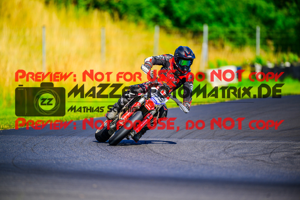MaZZes_FotoMatrix_240714_6007705_9573 | S3