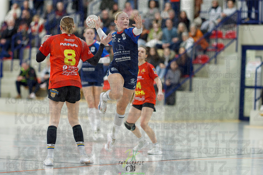 Frauen Regionalliga (HHV); HSG Wettenberg - TV Hüttenberg | Frauen Regionalliga (HHV); HSG Wettenberg - TV Hüttenberg am 06.12.2025 in Launsbach (Wettenberg) (Halle GS Launsbach (Wettenberg))Photo © 2025 - Jörg Heinrich - Realisiert mit Pictrs.com