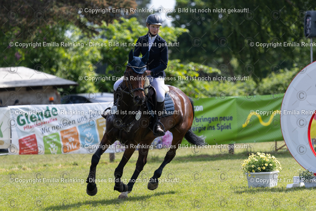 CL5A1920 | Emilia Reinking Fotografie - Realisiert mit Pictrs.com