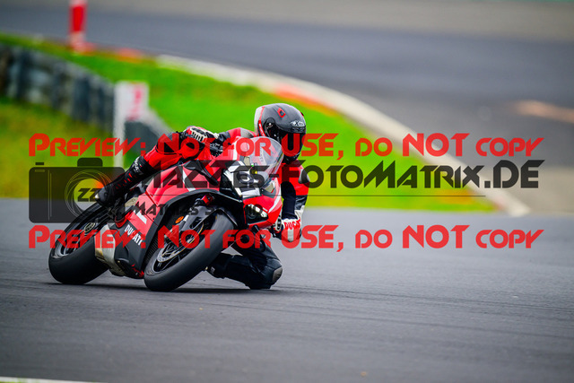 MaZZes_FotoMatrix_240804_6007705_6242 | Fotograf Mathias Schmid
Sportfotograf,
Eventfotograf,
Hochzeitsfotograf,
Portraitfotograf