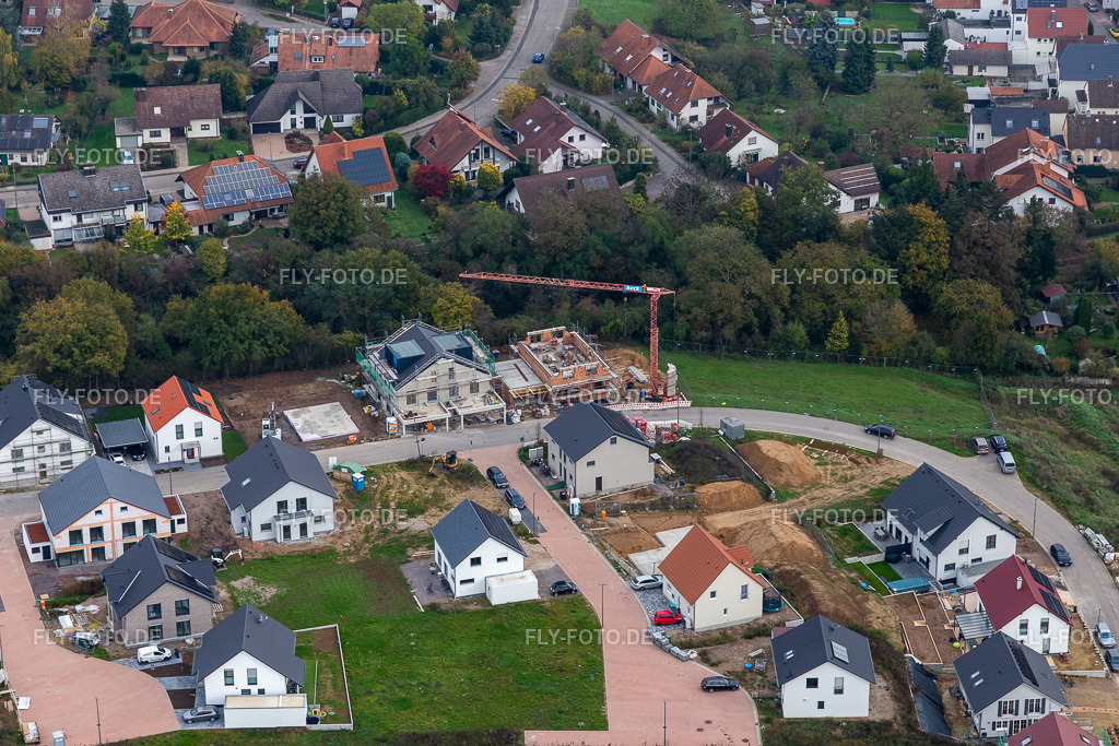 Neubaugebiet K2 | Luftbild: Neubaugebiet K2 in Kandel im Bundesland Rheinland-Pfalz in Deutschland. Foto: IMG_135168.jpg vom 06.11.2022 durch ©2025 Werner Riehm fly-foto.de/copyright - Realisiert mit Pictrs.com