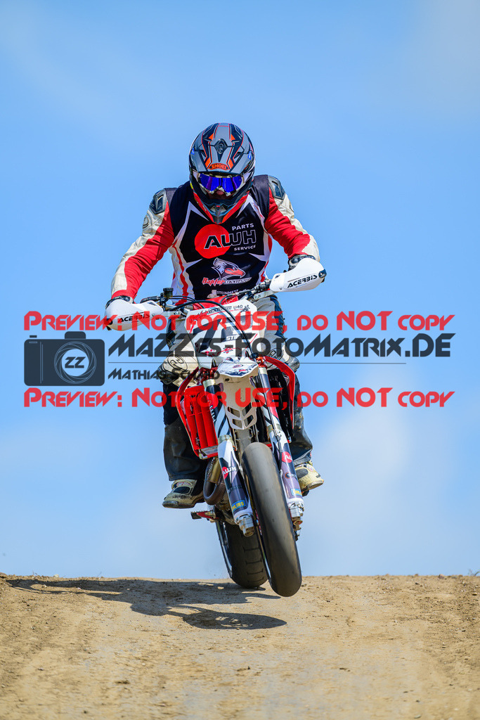 MaZZes_FotoMatrix_240622_6007705_7772 | UE40