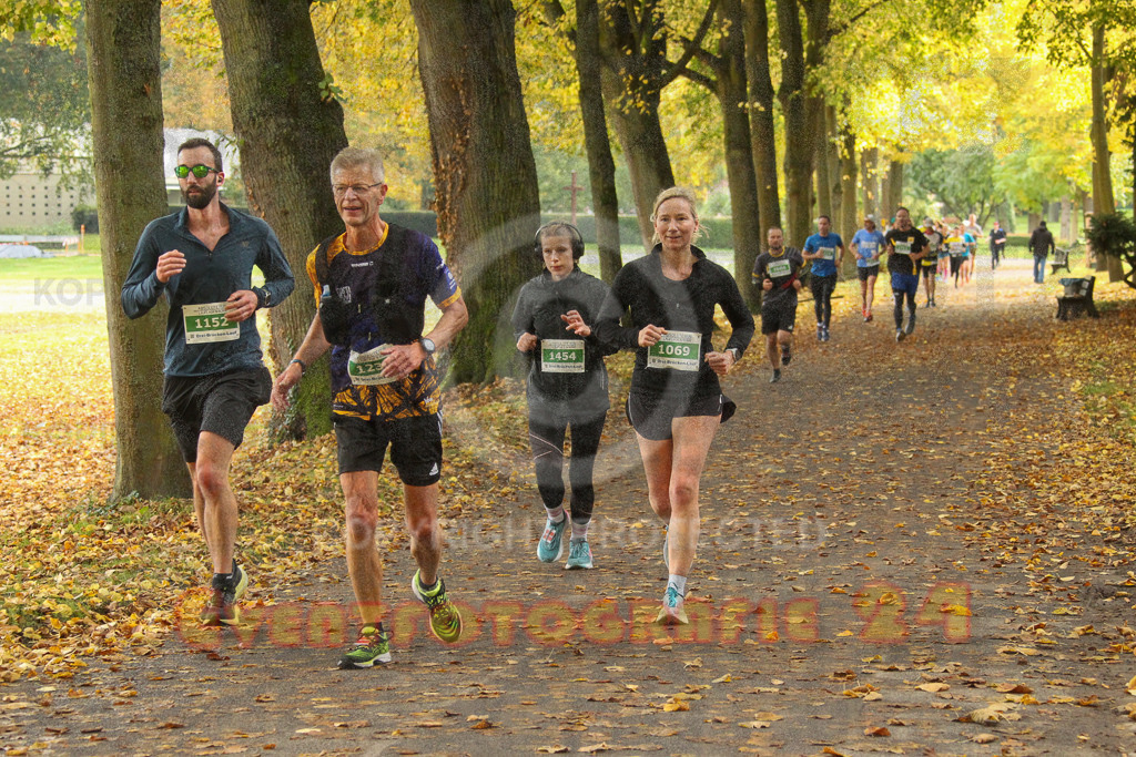 241020_1017_EV4_4339 | Sportfotografie im Rhein-Sieg Kreis, Köln, Bonn, NRW, Rheinland Pfalz, Hessen, etc. Unser Tätigkeitsfeld umfasst den Laufsport vom Volkslauf über den Marathon, Duathlon, Triathon bis zum Ultralauf wie Kölnpfad Ultra oder Schindertrail.