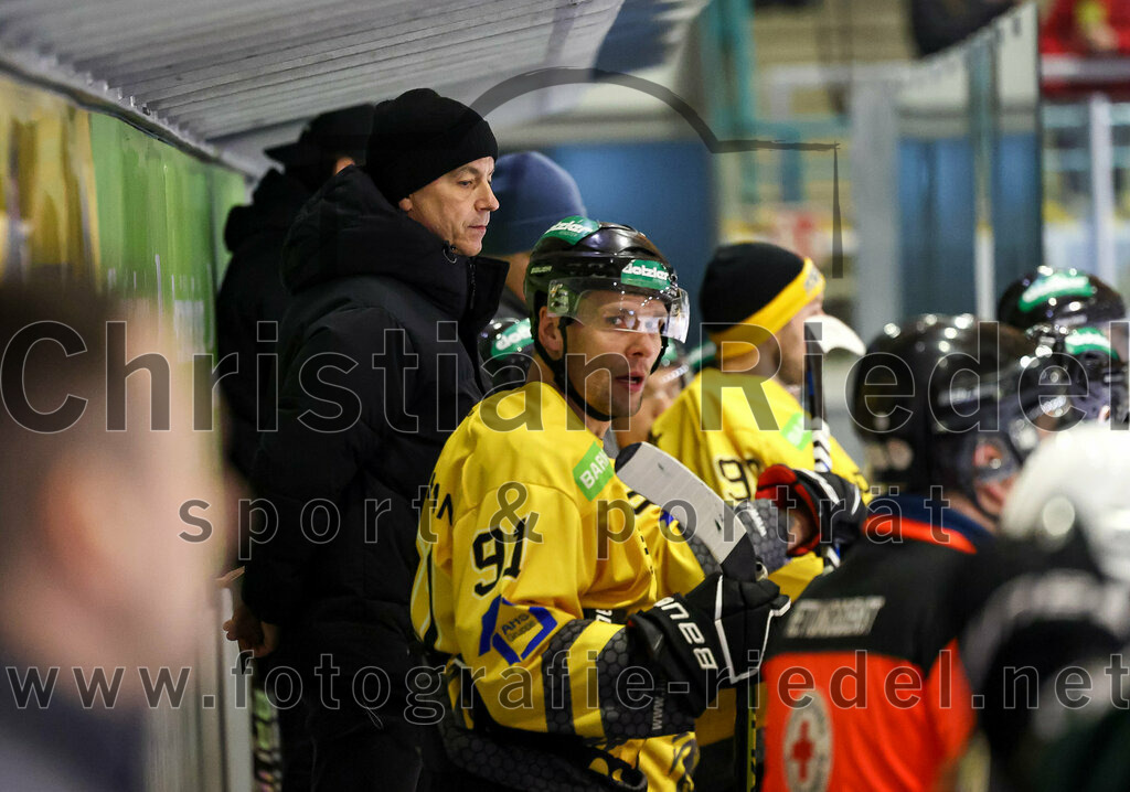 2023-02-10_021_TSV_Erding_gegen_ERSC_Amberg | Erding, Deutschland, 10.02.2023:
Eishockey, Bayernliga Meisterrunde Gruppe B 2022 / 2023, 3. Spieltag, TSV Erding gegen ERSC Amberg, Endergebnis: 6:3

Michael Kirchberger (ERSC Amberg, #91)

Foto: Christian Riedel / fotografie-riedel.net
