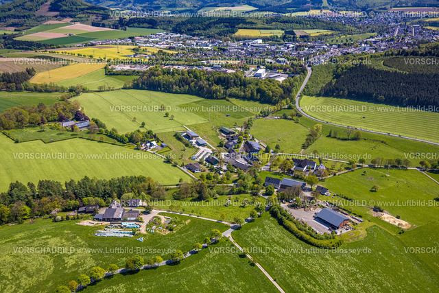Schmallenberg230506234 | Luftbild, Ortsteil Obringhausen, Bauernhof Ferienwohnungen Vogt, Wormbach, Schmallenberg, Sauerland, Nordrhein-Westfalen, Deutschland