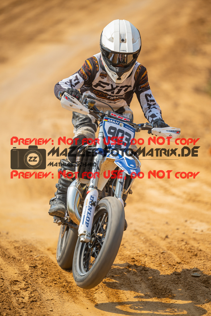 MaZZes-Fotomatrix-20260816-615443 | ROOKIES