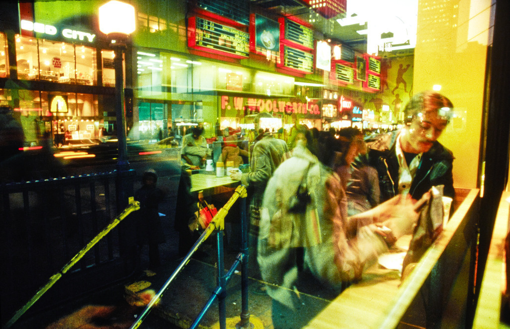 04USA_NYC_street_1980_9679 | Beegebilder online. 
BIldarchiv von Beege Fotodesign mit ausgewählten Werken, die sich besonders gut für die Dekoration Ihrer Räume oder Wände eignen. 