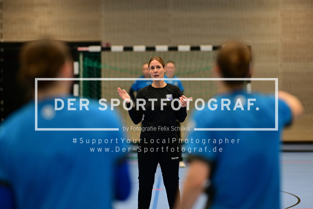 Handball I Frauen I Saison 2025-2026 I 1. HBF I Buxtehuder SV I Trainervorstellung I 50168 | Vorstellung des neuen Trainers beim Buxtehuder SV, Team Buxtehude: Cheftrainer Nicolaj Andersson, Nicolaj Bredekjaer Andersson, Name: Andersson, Nicolaj Bredekjaer, Alter: 37, Nationalität: Dänemark, DäneHier zu sehen: Debbie Klijn (Buxtehuder Sportverein) - Realized with Pictrs.com