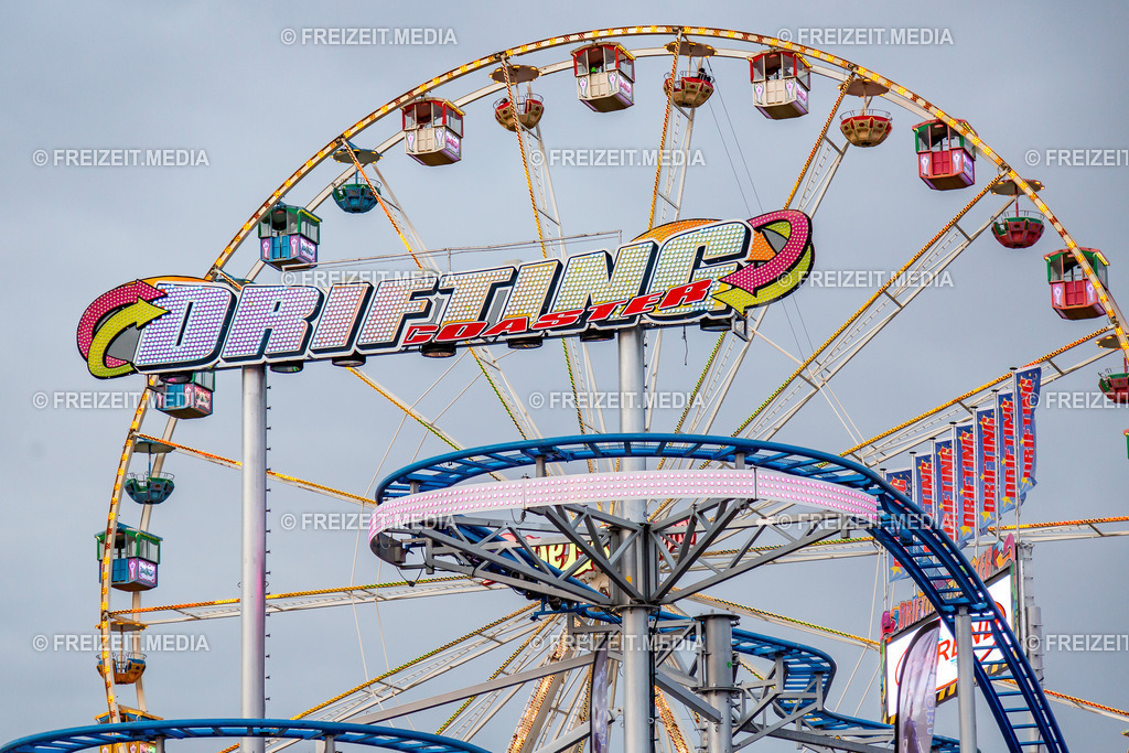 PALMKIRMES RECKLINGHAUSEN | PALMKIRMES RECKLINGHAUSEN

VEROEFFENTLICHUNG NUR GEGEN HONORAR

CONTACT:
FREIZEIT.MEDIA
HENDRIK PÖTHER
IM SCHLATT 24
46414 RHEDE

FON: +49 (0)2872 9496637
MAIL: INFO@FREIZEIT-MEDIA.DE
WEB: WWW.FREIZEIT.MEDIA - Realisiert mit Pictrs.com