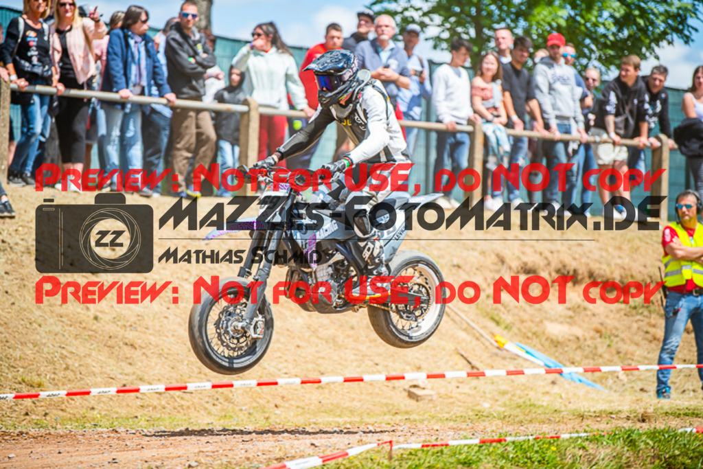 MaZZes_FotoMatrix_220529_7389 | Fotograf Mathias Schmid
Sportfotograf,
Eventfotograf,
Hochzeitsfotograf,
Portraitfotograf