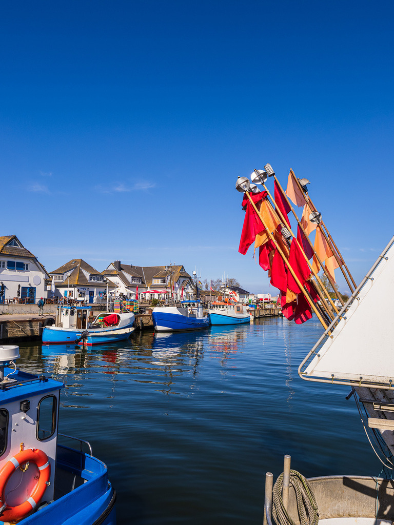 Blick auf den Hafen von Vitte auf der Insel Hiddensee | Blick auf den Hafen von Vitte auf der Insel Hiddensee.