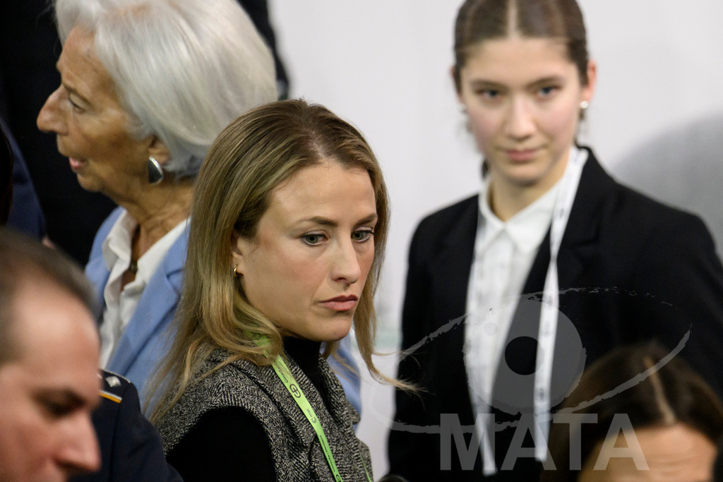 _DWA4181 | MATA IndoCon - Realisiert mit Pictrs.com