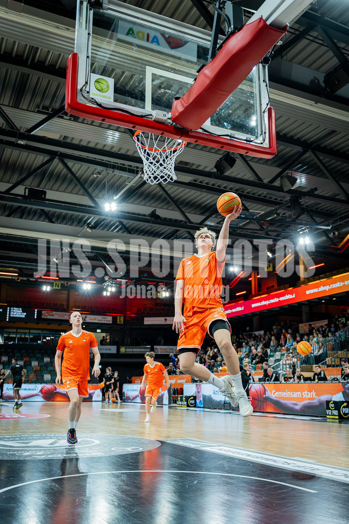 Rasta-8 | jns.sportfotos - Realisiert mit Pictrs.com