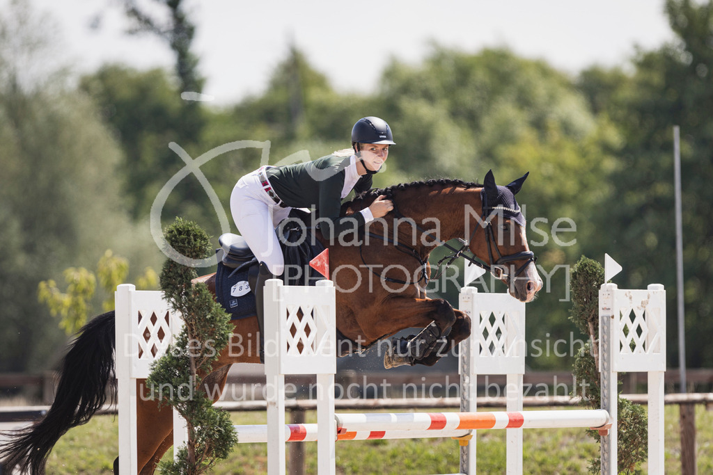 250629_PfSpTa_L-Spr-1-425 | Deine schönsten Turniermomente als professionelle Fotos! Entdecke hochwertige Pferdesport-Fotografie im Online-Shop. Jetzt Fotos finden & bestellen!