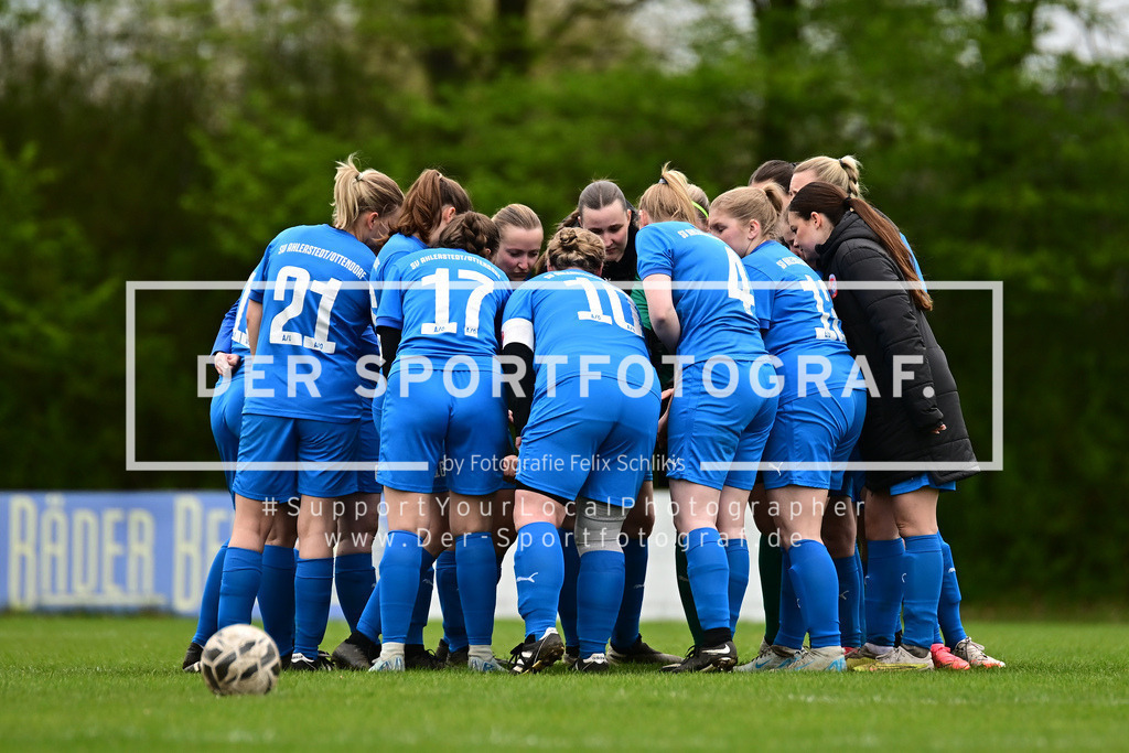 Fußball I Frauen I Saison 2025-2026 I Kreisliga I 13. Spieltag I FC Rosengarten - SV Ahlerstedt-Ottendorf IV I 167026 | Der Sportfotograf. - Realisiert mit Pictrs.com