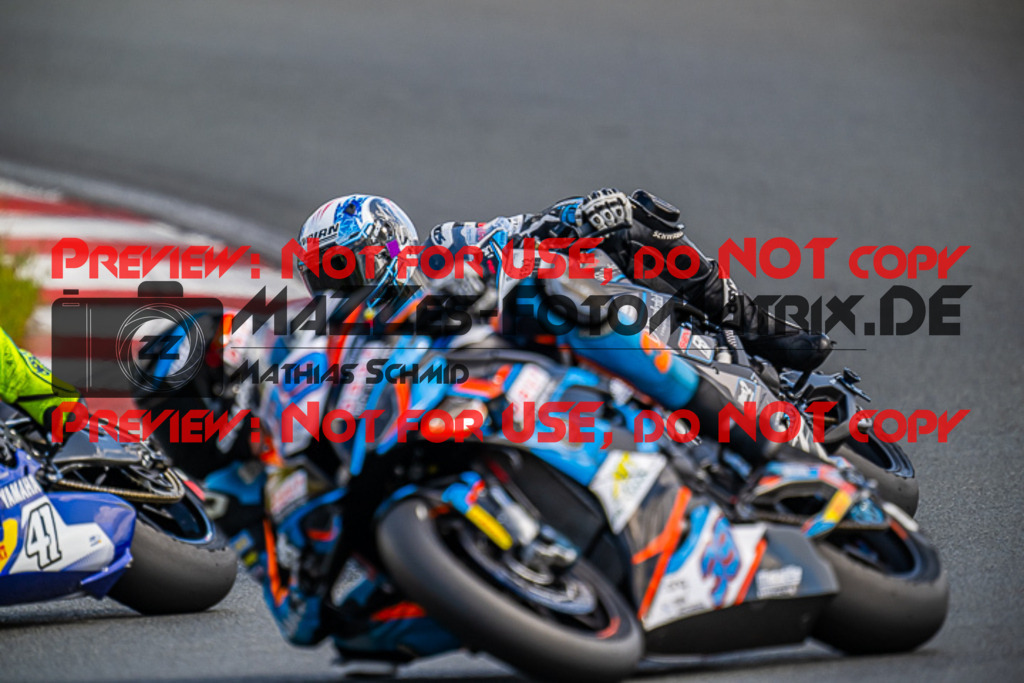 MaZZes_FotoMatrix_220522_6640 | Fotograf Mathias Schmid
Sportfotograf,
Eventfotograf,
Hochzeitsfotograf,
Portraitfotograf