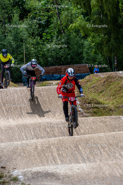 BayBMX2026-05452 | Fotogalerie von Thomas Dettweiler mit Eventbildern und lizenzfreien Fotos. Perfekt als Wandbild, für Büro, Website oder private Nutzung. - Realisiert mit Pictrs.com